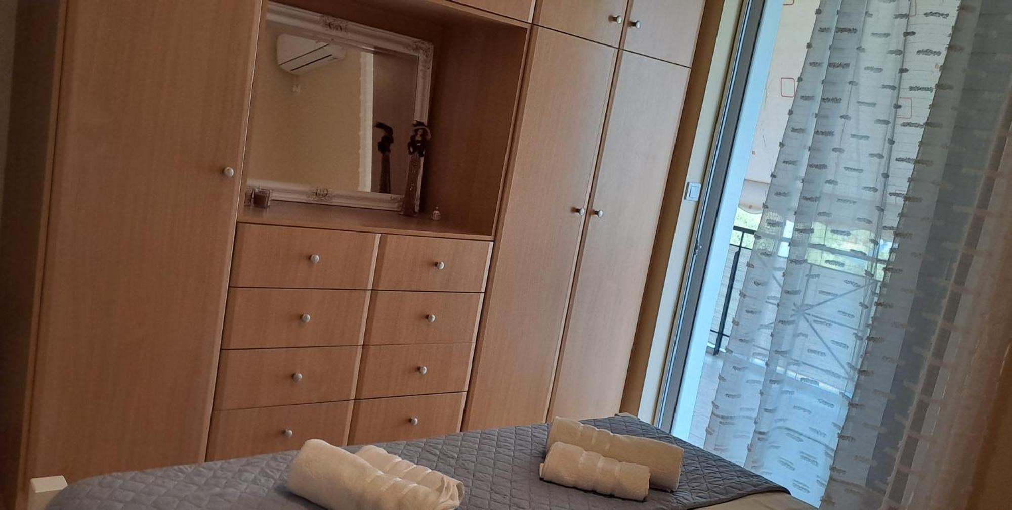 Victoria's House Apartment Kalamata